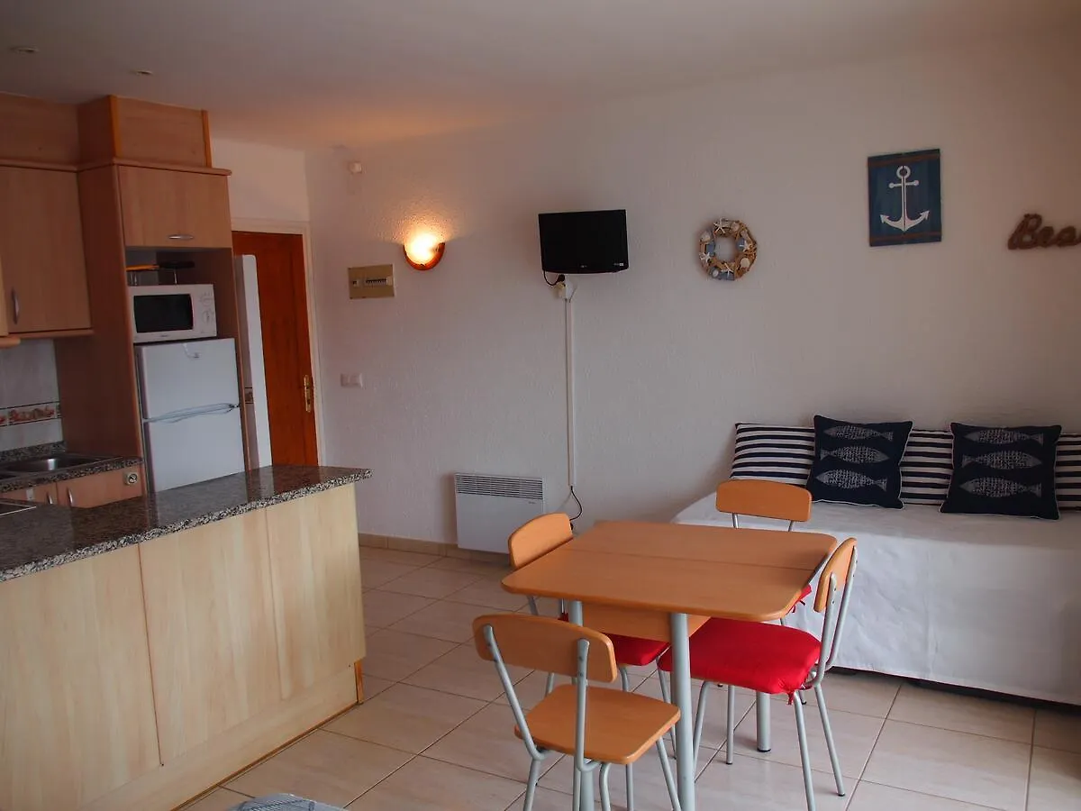Miramar 21C Apartment Roses Spain